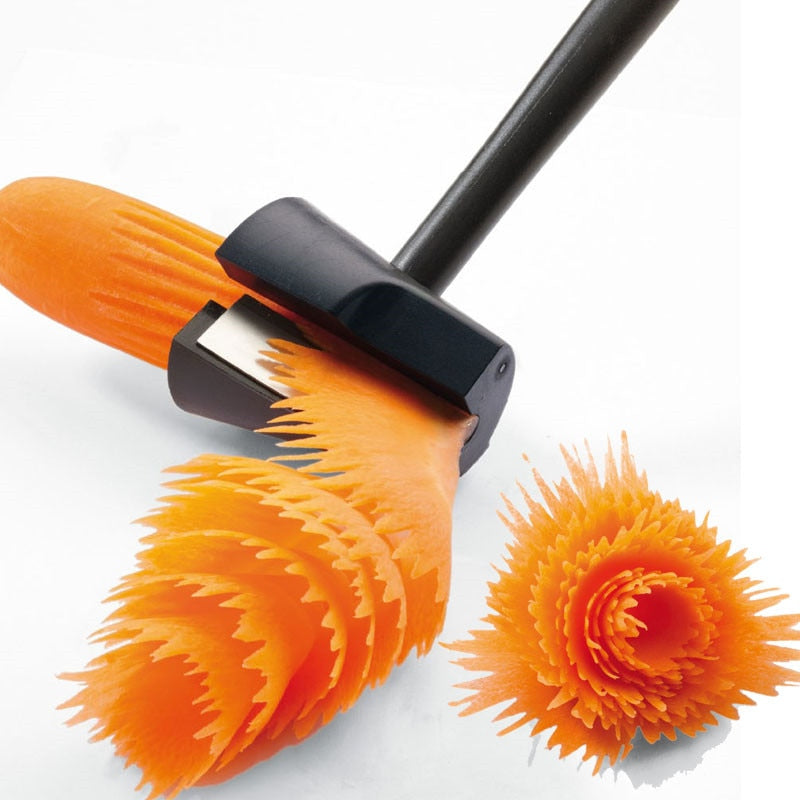 Spiky Spiral Fruit Peeler